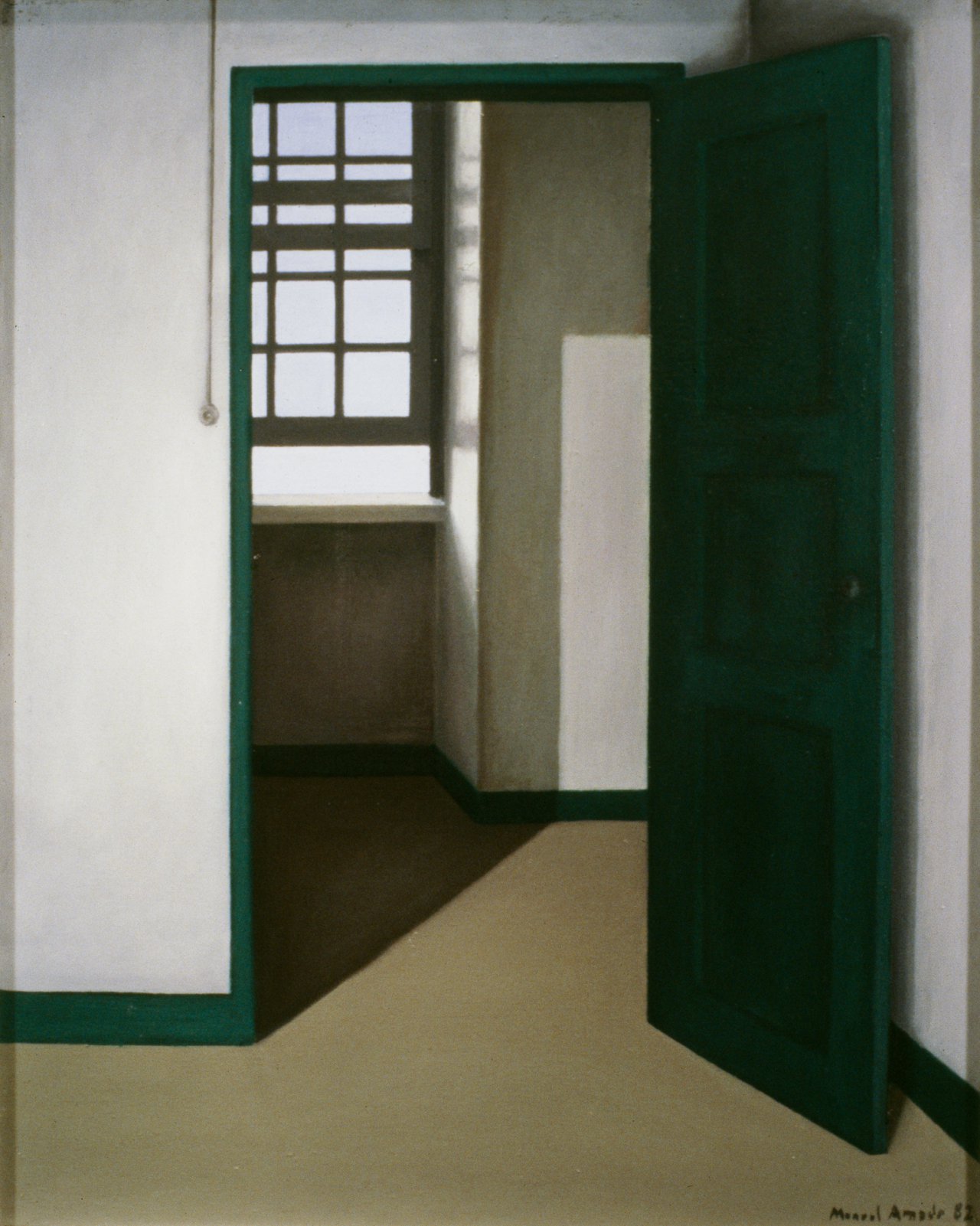 Porta e janela ao fundo