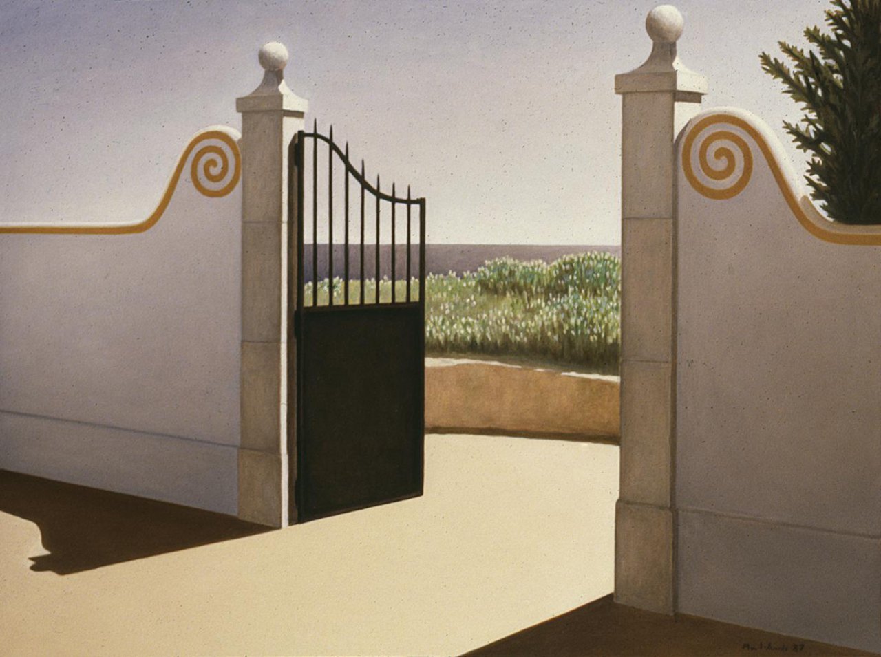 Port&atilde;o com mar ao fundo